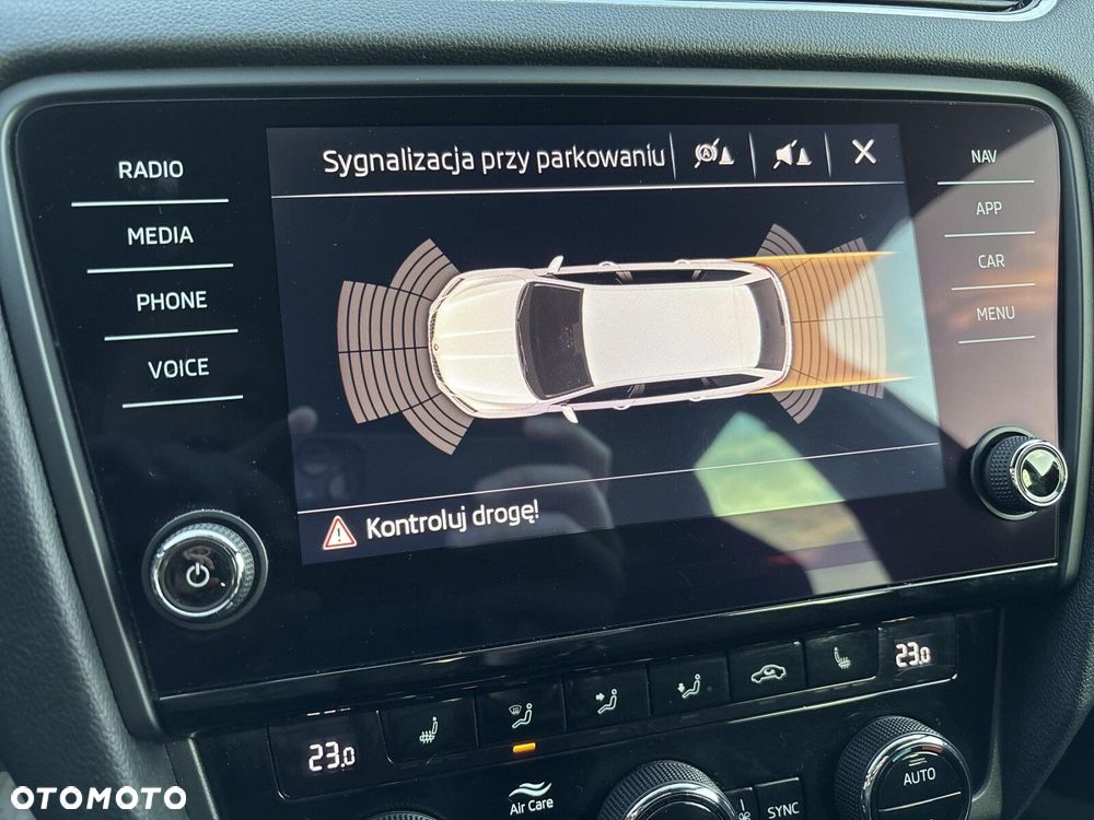 Skoda Octavia 2.0 TSI RS - 26