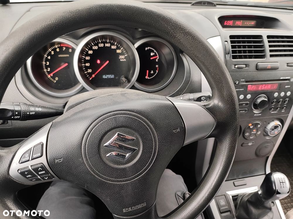 Suzuki Grand Vitara 1.6 Comfort - 2