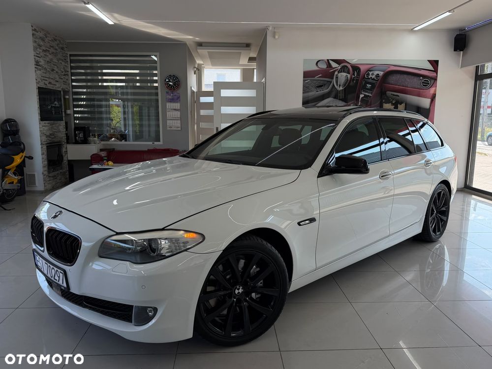 BMW Seria 5 525d xDrive - 3
