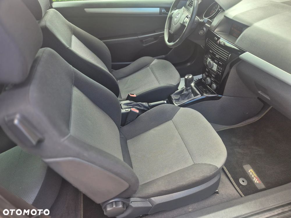 Opel Astra 1.6 Innovation 110 Jahre - 23