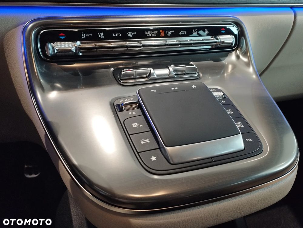 Mercedes-Benz Klasa V 300 d 4-Matic 9G-Tronic Exclusive (ekstra d³) - 15