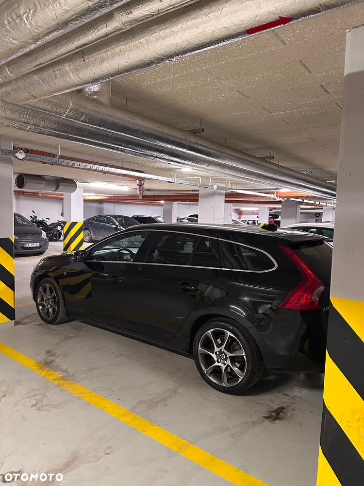 Volvo V60 D3 Drive-E Ocean Race - 8