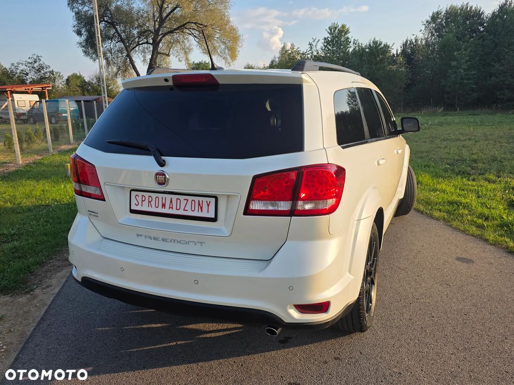 Fiat Freemont 2.0 Multijet Black Code AWD - 8