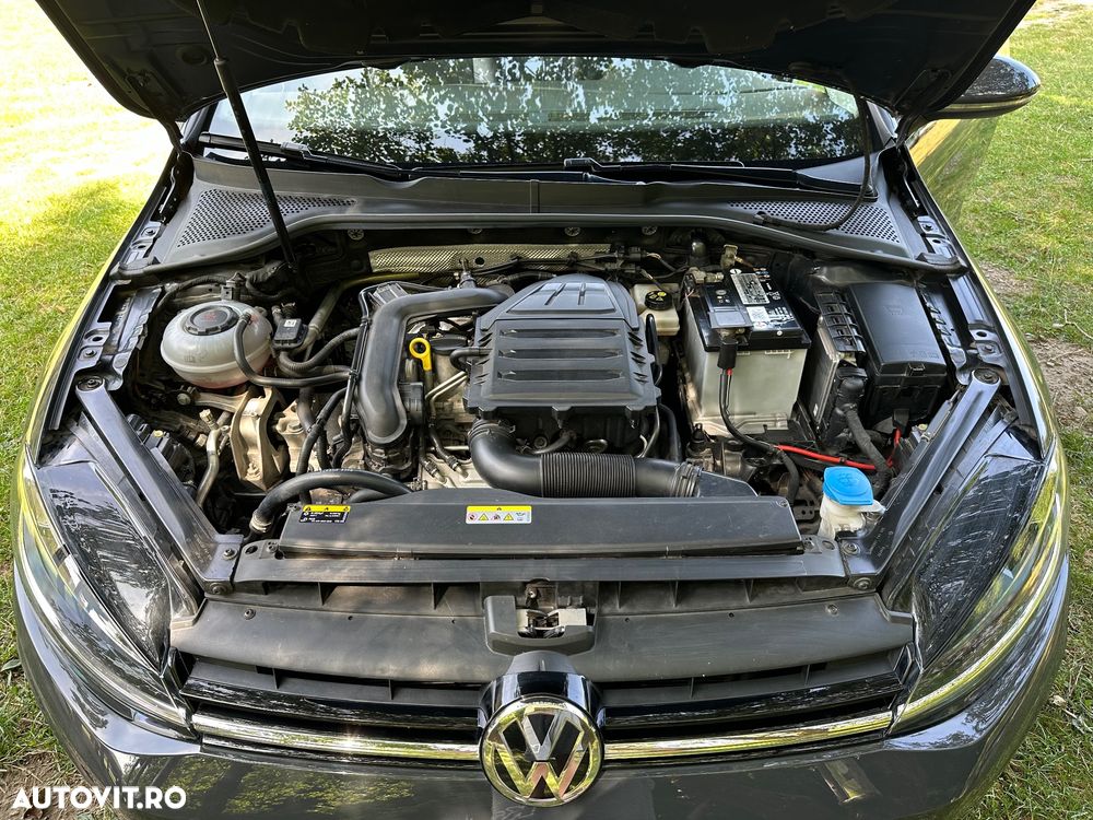 Volkswagen Golf 1.0 TSI Comfortline - 9