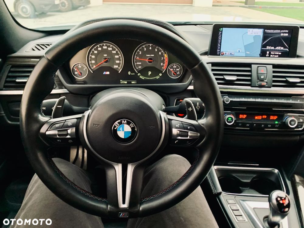 BMW M4 Coupe DKG - 31