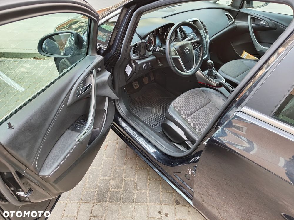 Opel Astra 1.4 Turbo Cosmo - 8