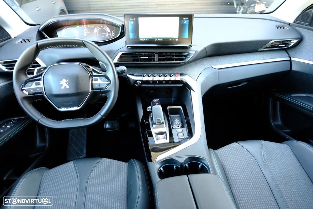 Peugeot 5008 1.2 PureTech Allure EAT8 - 16