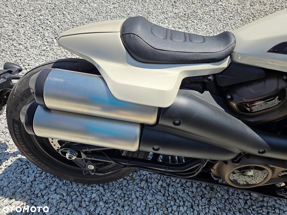 Harley-Davidson Sportster - 7
