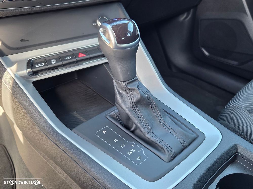 Audi Q3 45 TFSIe S tronic - 22
