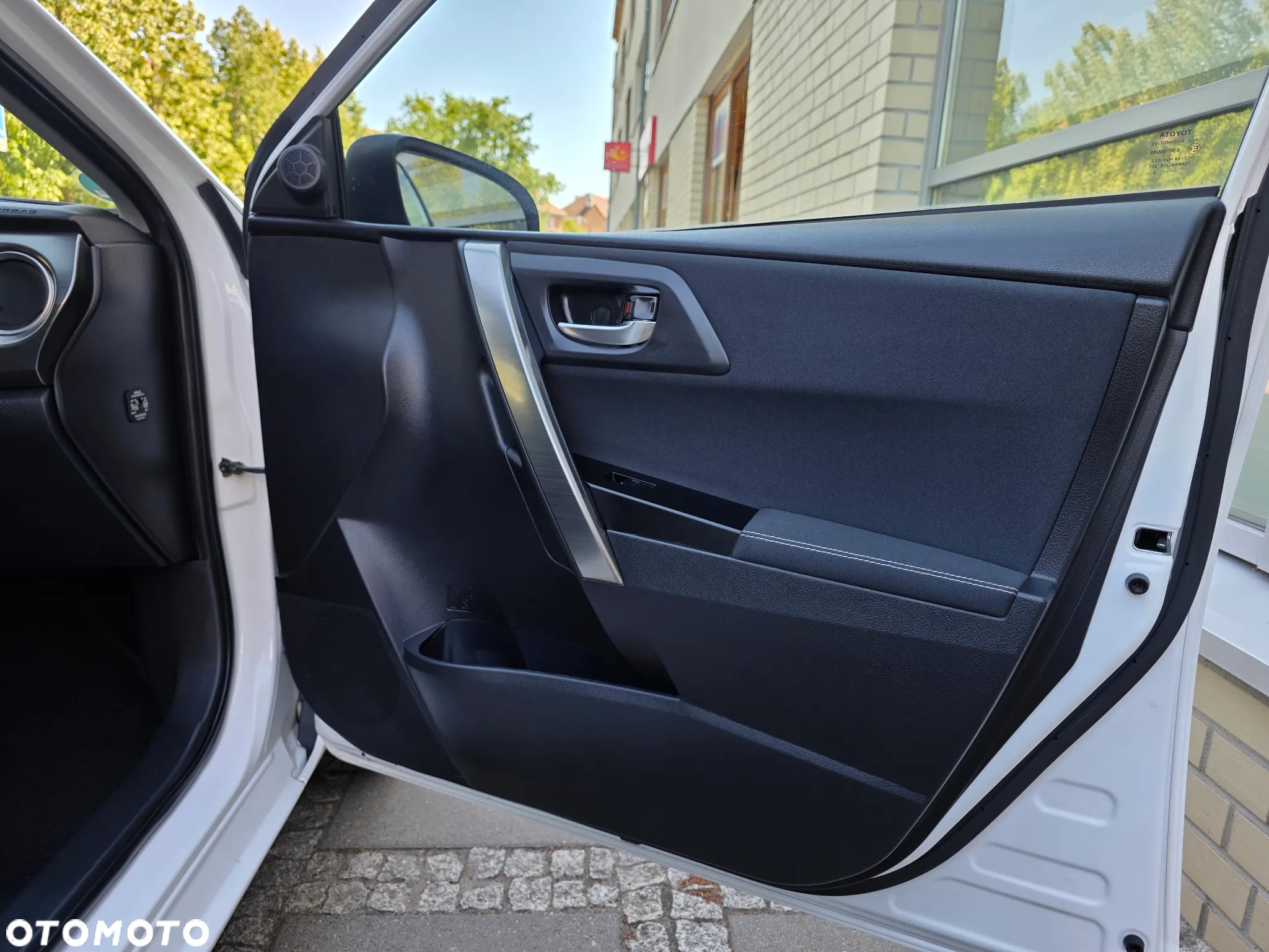 Toyota Auris 1.6 Valvematic START Edition - 24