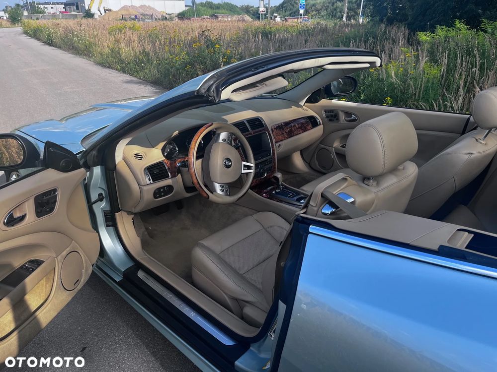 Jaguar XK 4.2 Cabriolet - 22