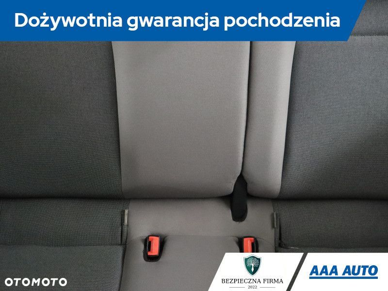 Volkswagen up! - 12