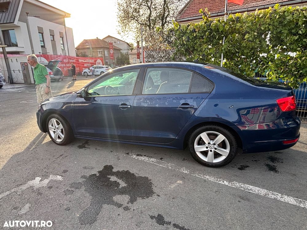 Volkswagen Jetta 1.4 TSI Comfortline - 9