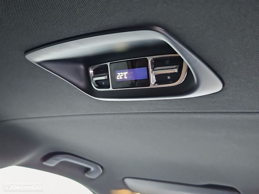 Mercedes-Benz V 300 d Longo Avantgarde - 14