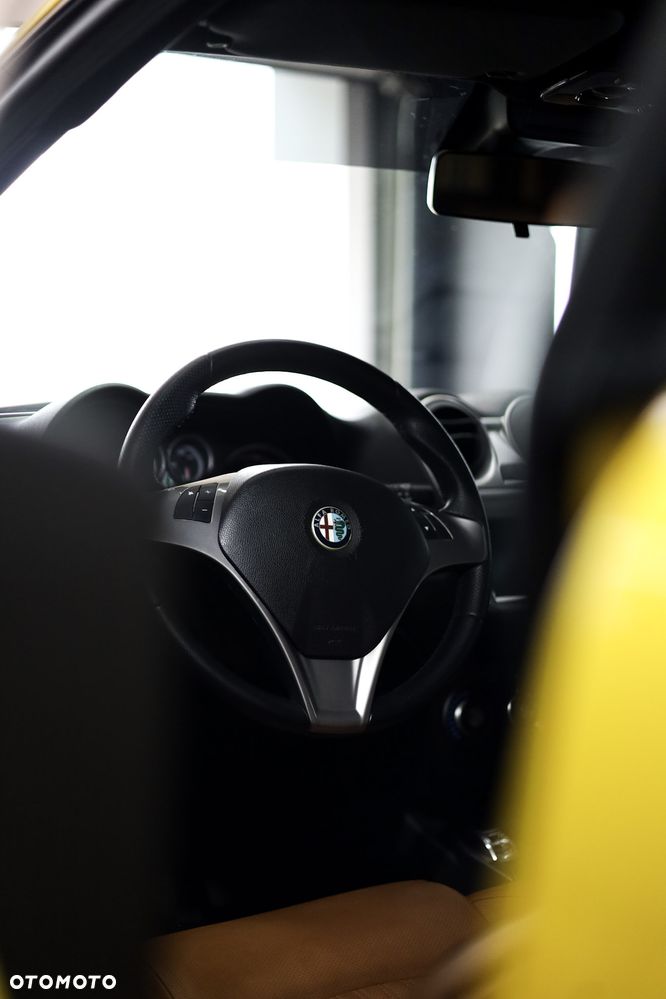 Alfa Romeo Mito - 24