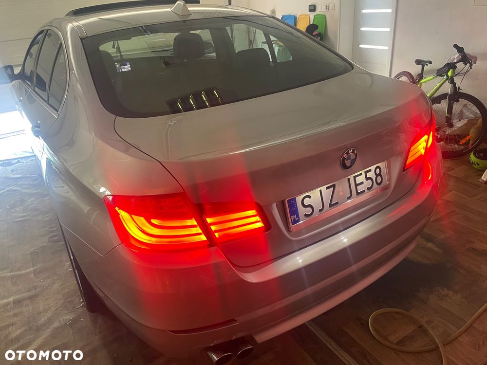 BMW Seria 5 520d Luxury Line - 16