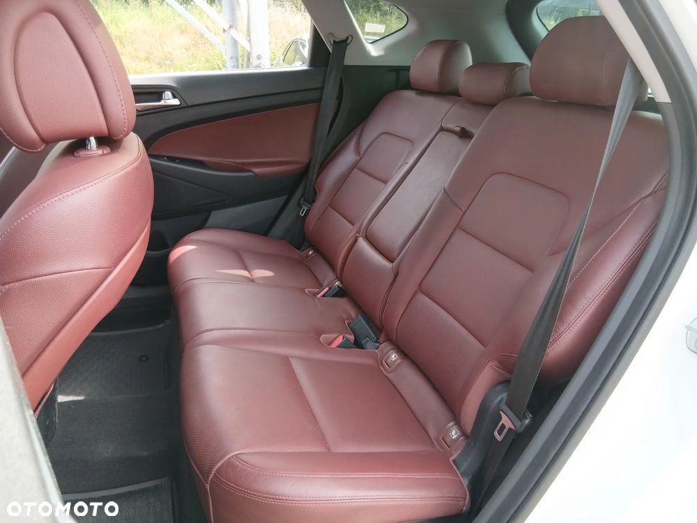 Hyundai Tucson 1.7 CRDI BlueDrive Premium 2WD DCT - 17