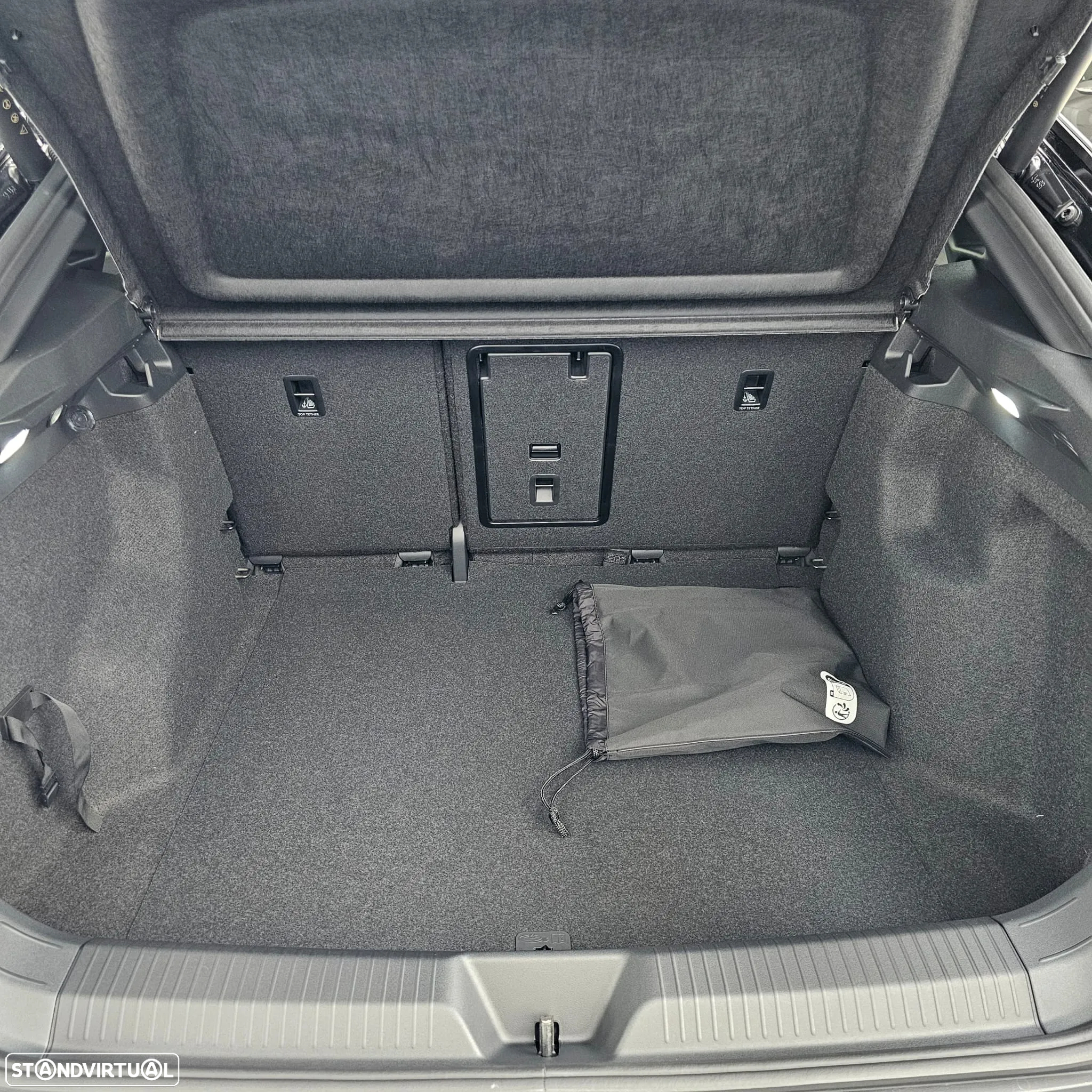 VW ID.5 77 kWh Pro Urban - 13