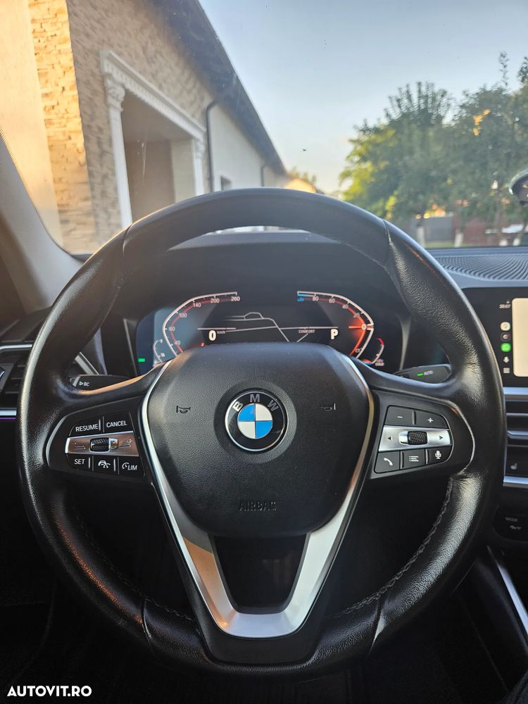 BMW 3 Series 2021 — imagine 13