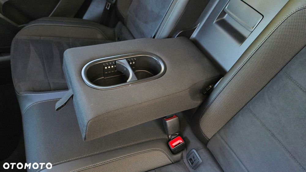 Volkswagen T-Roc - 31