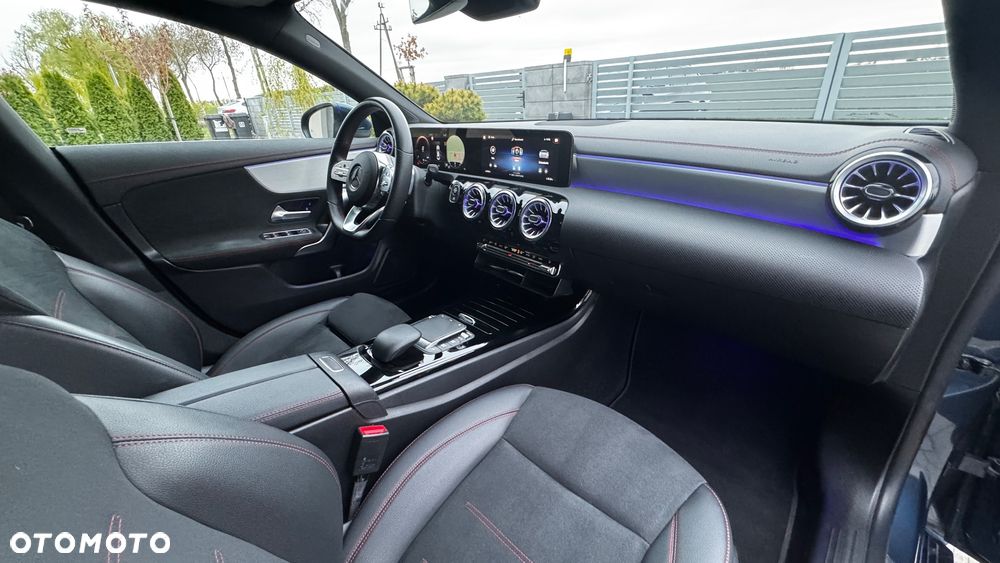 Mercedes-Benz CLA 200 d 4-Matic AMG Line 8G-DCT - 4