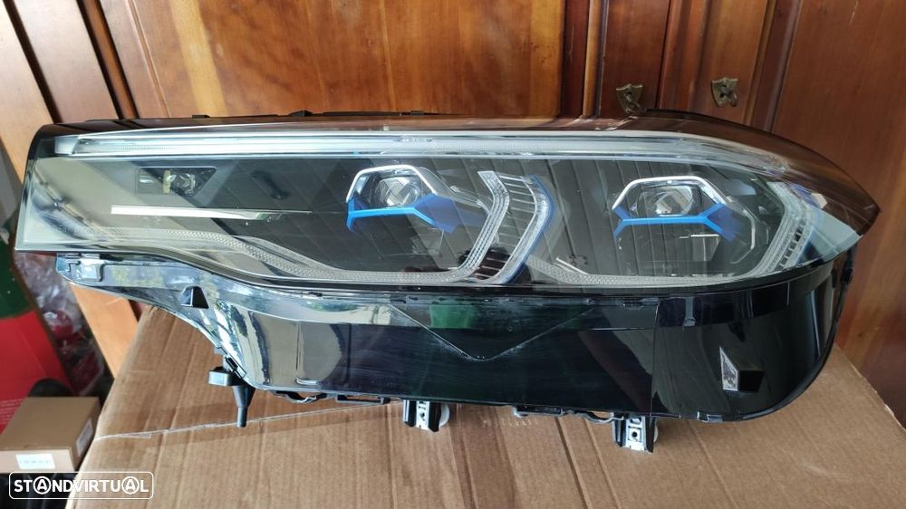farol esquerdo Laser led BMW X7 - 1