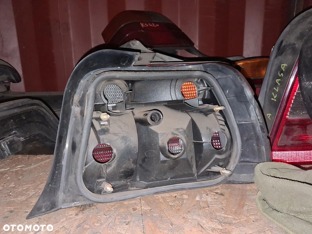 LAMPA TYLNA LEWA BMW E36 COMPACT - 2