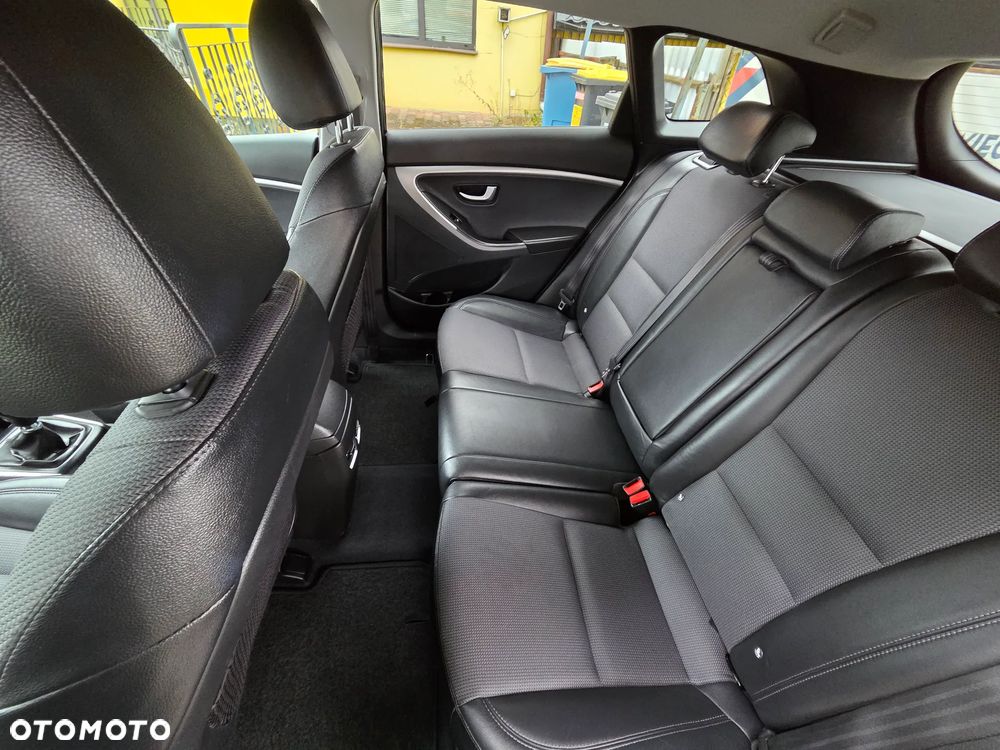 Hyundai i30 i30cw 1.6 CRDi Trend - 8