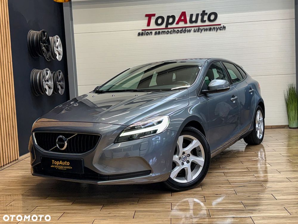 Volvo V40 T3 Momentum - 14