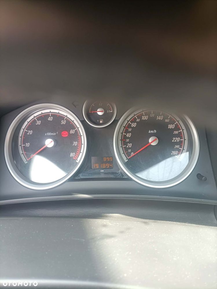 Opel Astra 1.6 Sport - 16