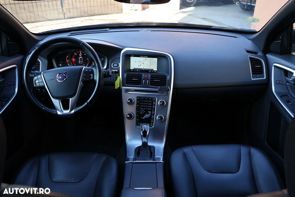 Volvo XC 60 D4 Geartronic Summum - 8