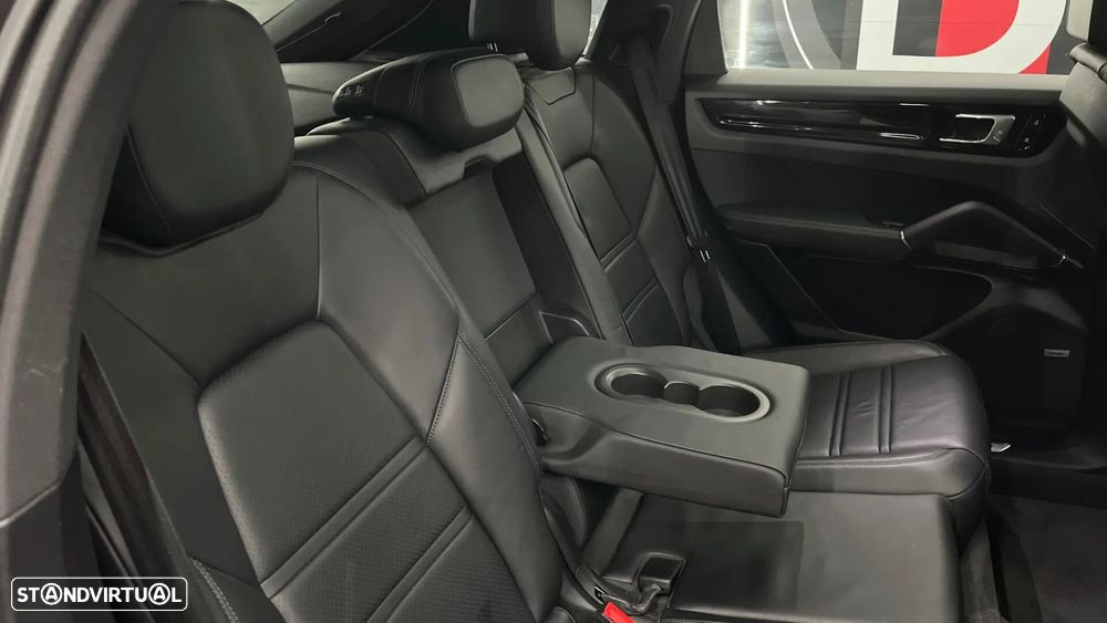 Porsche Cayenne Coupé - 31