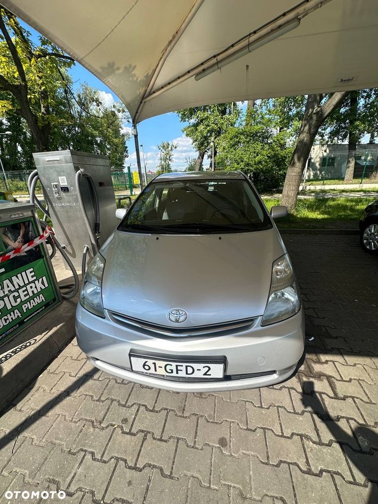 Toyota Prius 1.5 VVT-i Sol - 1