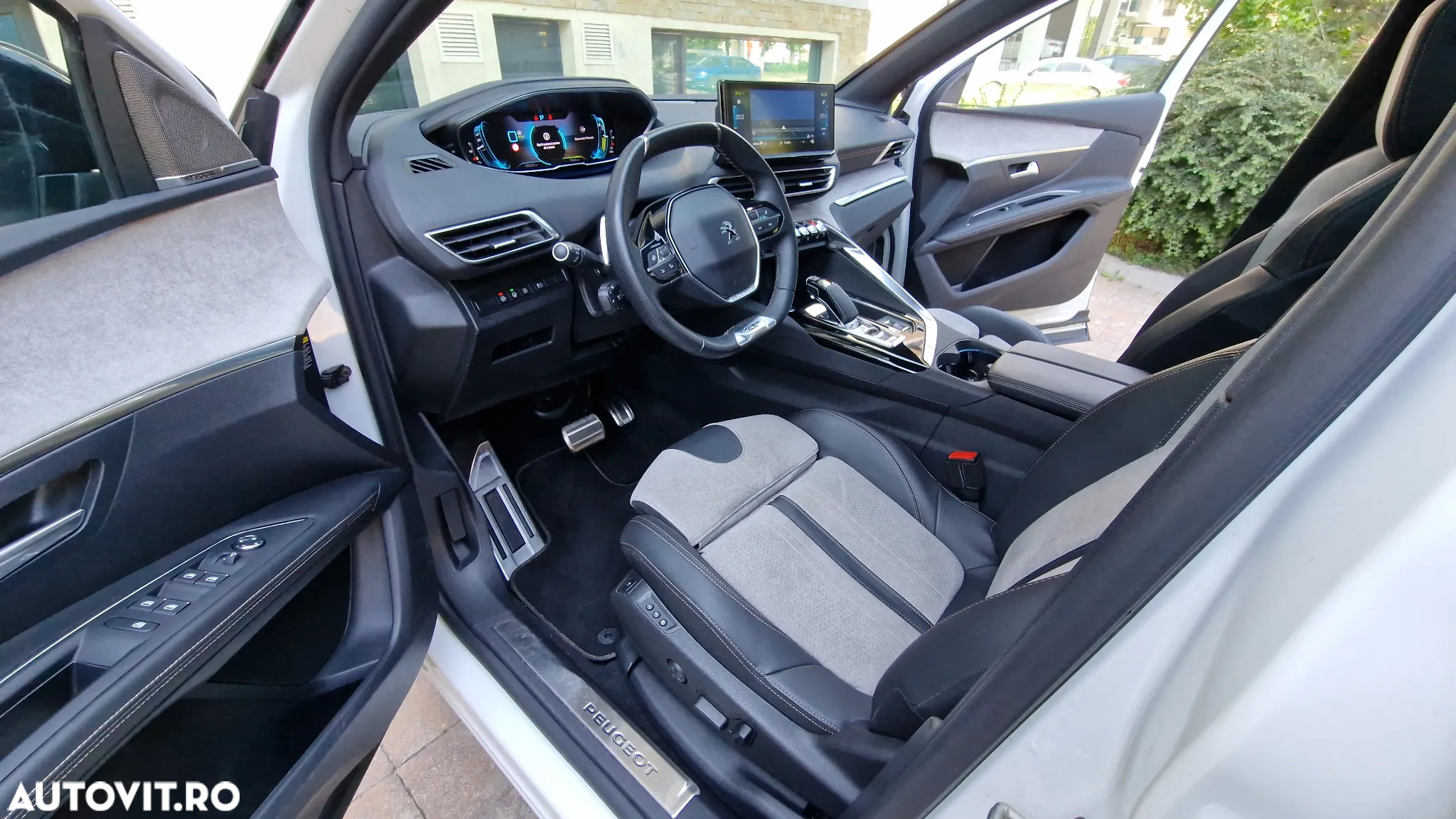 Peugeot 3008 PHEV EAT8 GT Pack - 19