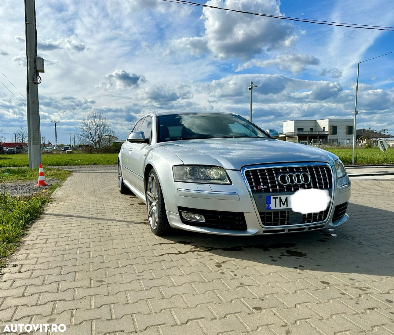 Audi S8 - 6