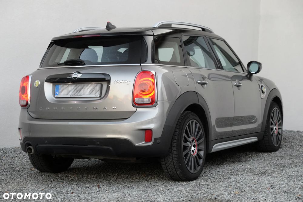 MINI Countryman Cooper SE ALL4 John Cooper Works Trim - 13