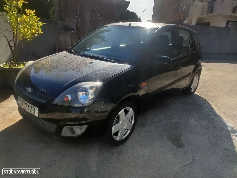 Ford Fiesta 1.4 TDCI Ghia - 1