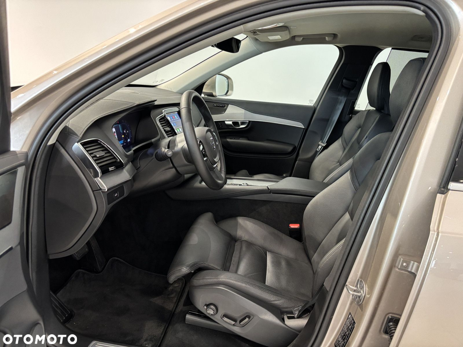 Volvo XC 90 - 22