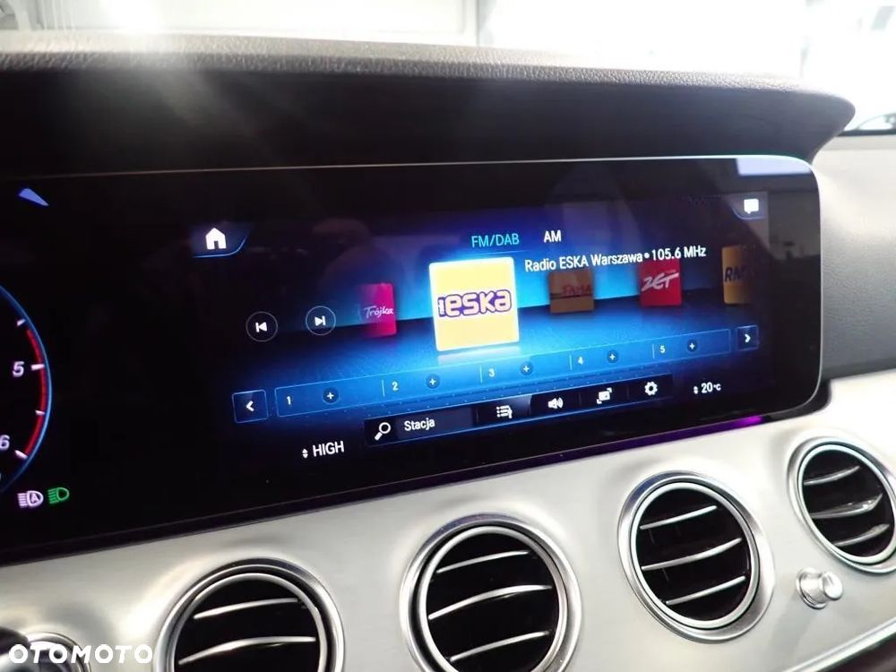 Mercedes-Benz Klasa E - 12