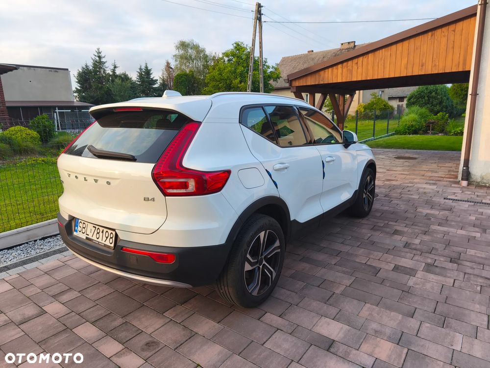 Volvo XC 40 B4 B Momentum - 2