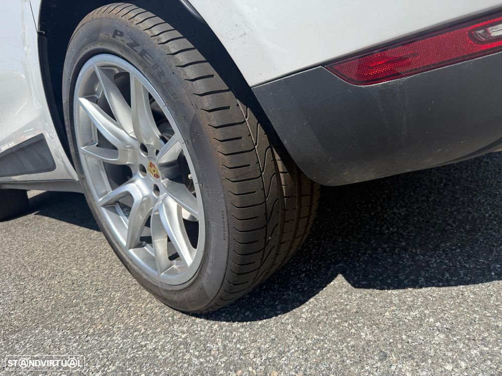 Porsche Macan S - 5