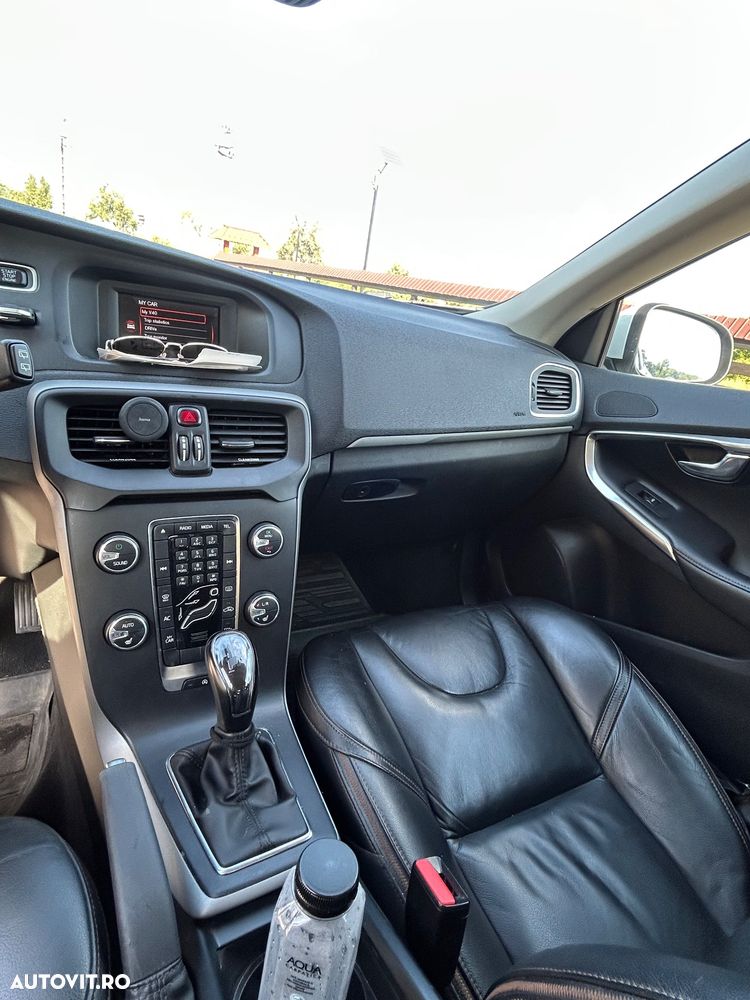 Volvo V40 - 9