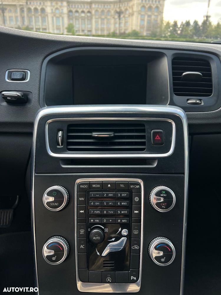 Volvo S60 D4 VEA Start-Stop Momentum - 36