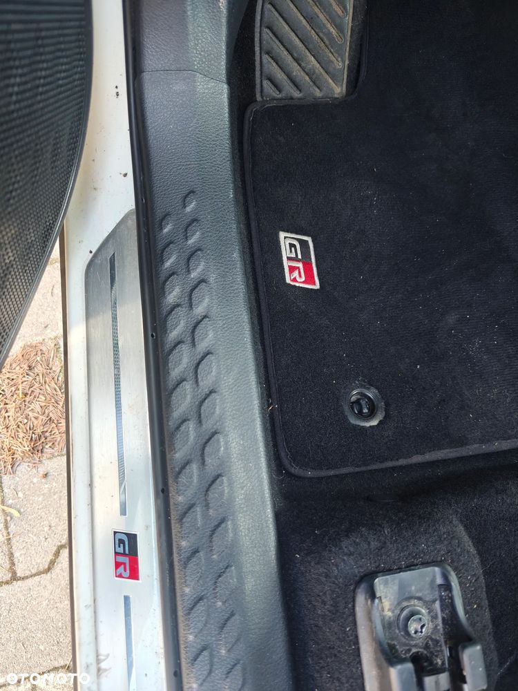 Toyota C-HR 2.0 GR Sport - 11