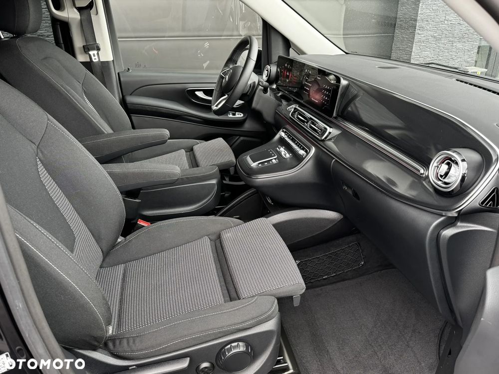 Mercedes-Benz Klasa V 300 d lang 9G-TRONIC Avantgarde - 19