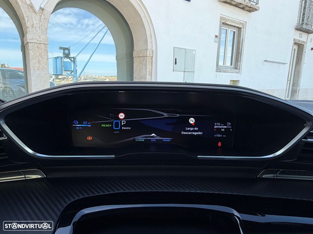 Peugeot 508 SW 1.6 Hybrid Allure e-EAT8 - 32