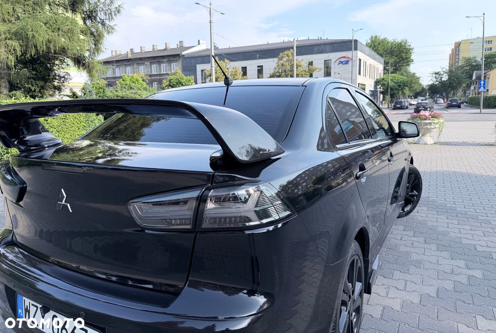 Mitsubishi Lancer - 6