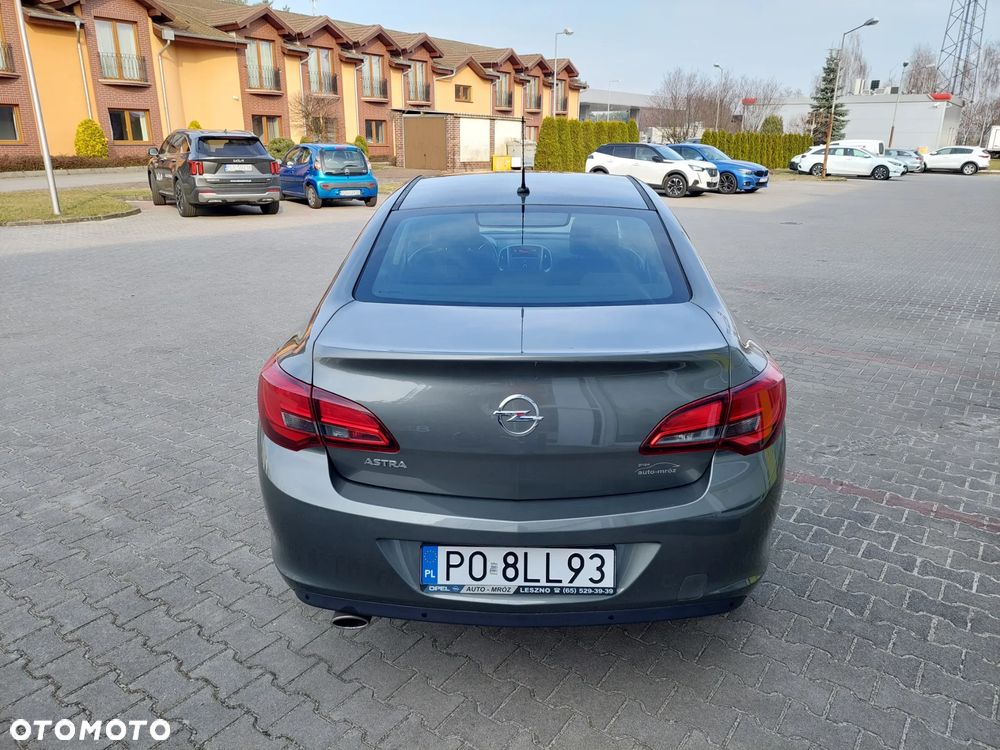 Opel Astra 1.4 T EU6 - 4