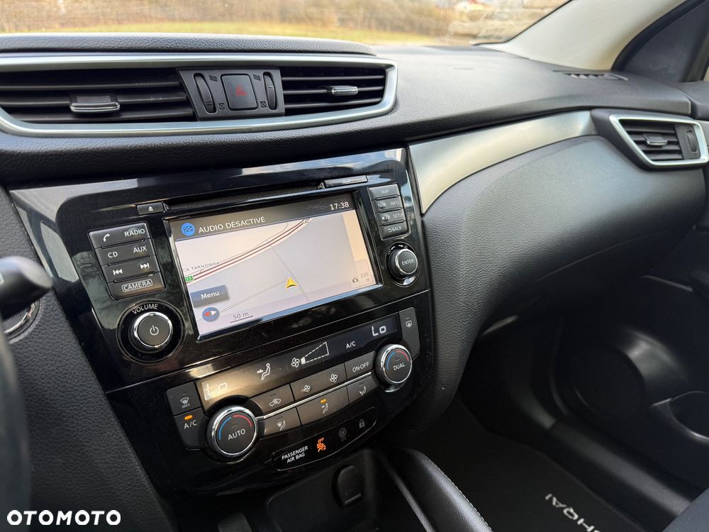 Nissan Qashqai 1.6 Tekna - 12