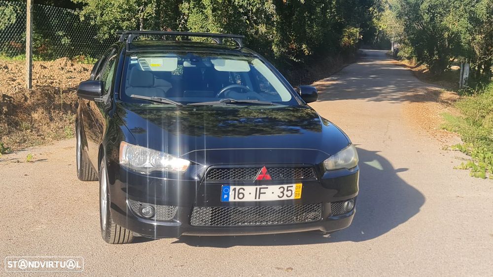 Mitsubishi Lancer 1.5 Invite - 2